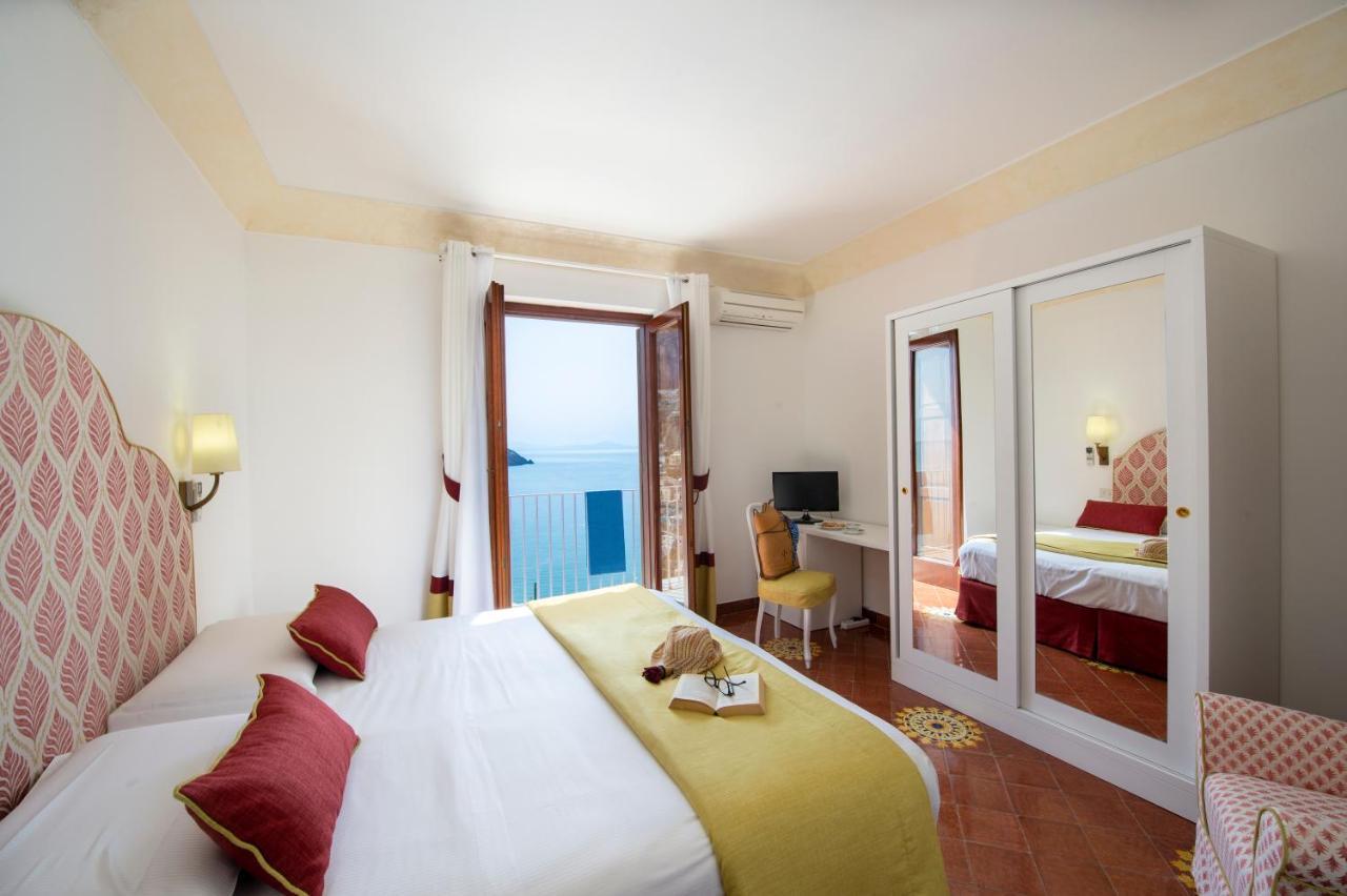 Hotel Casa Albertina Positano Exterior photo